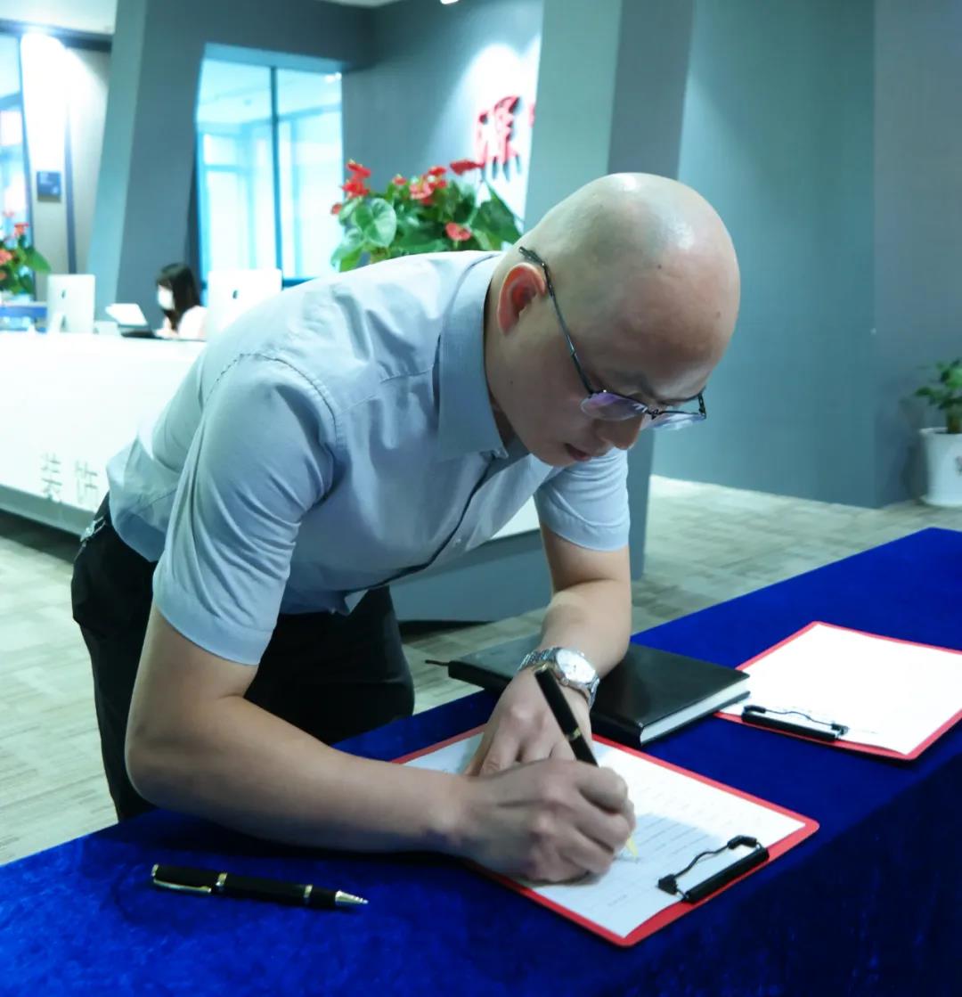 1593442172436557.jpg 1593442172436557.jpg